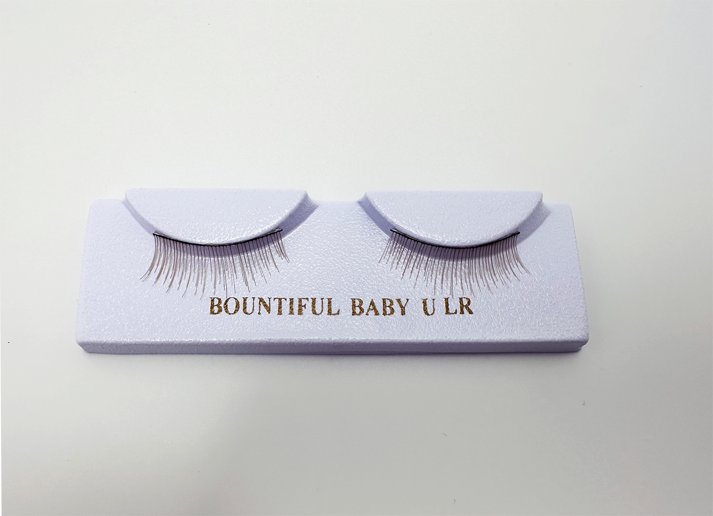 Upper Light Red Wispy Eyelashes - #2220