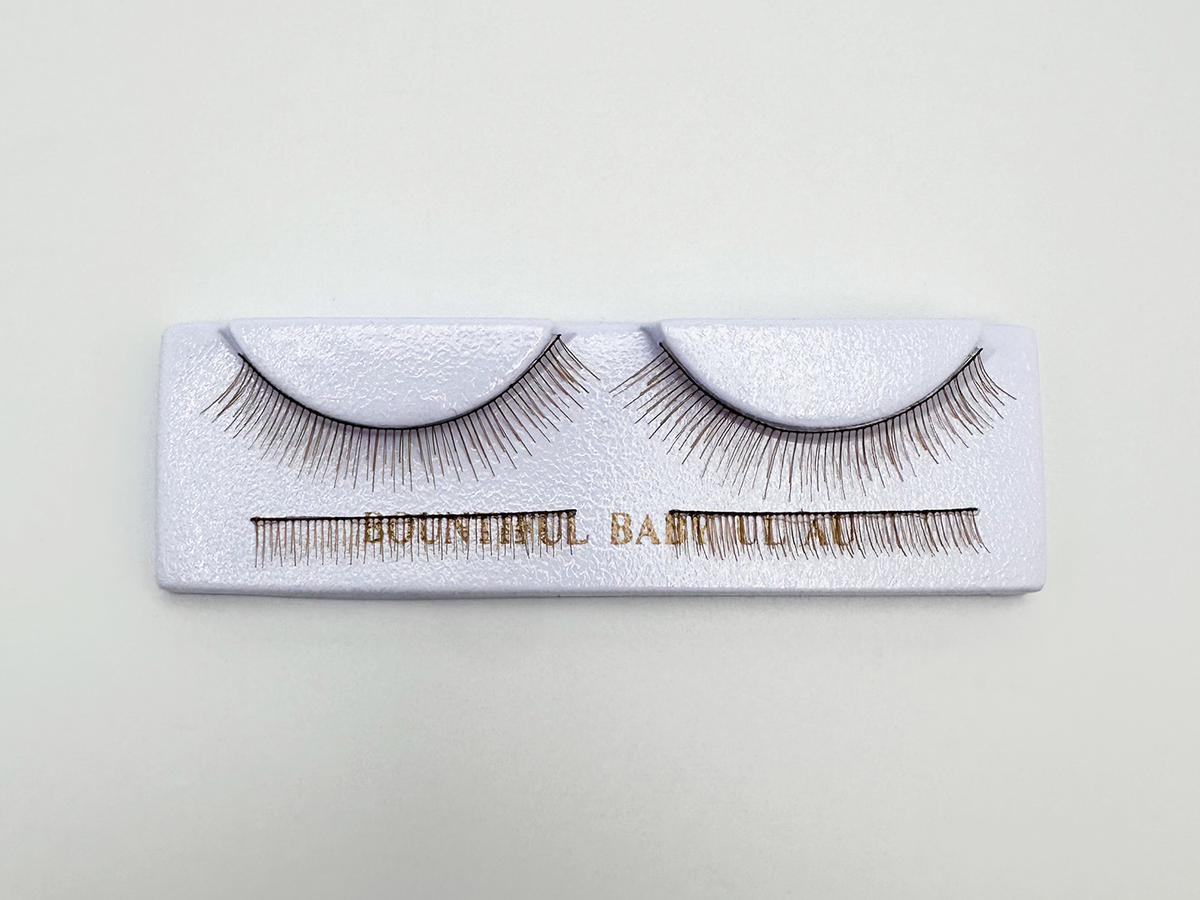 Upper and Lower Auburn Wispy Eyelashes - #2176