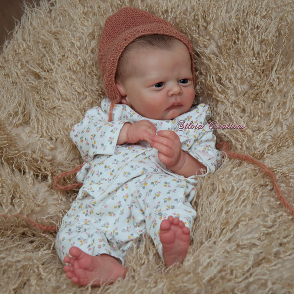 リボーンドール ベビー Realborn® Charles Awake 躊躇い