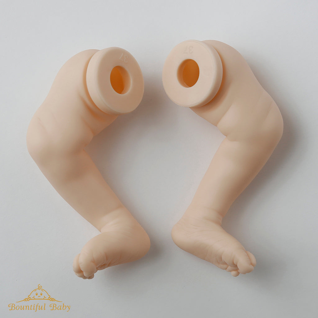 *Realborn® Isabelle Sleeping (19" Reborn Doll Kit)